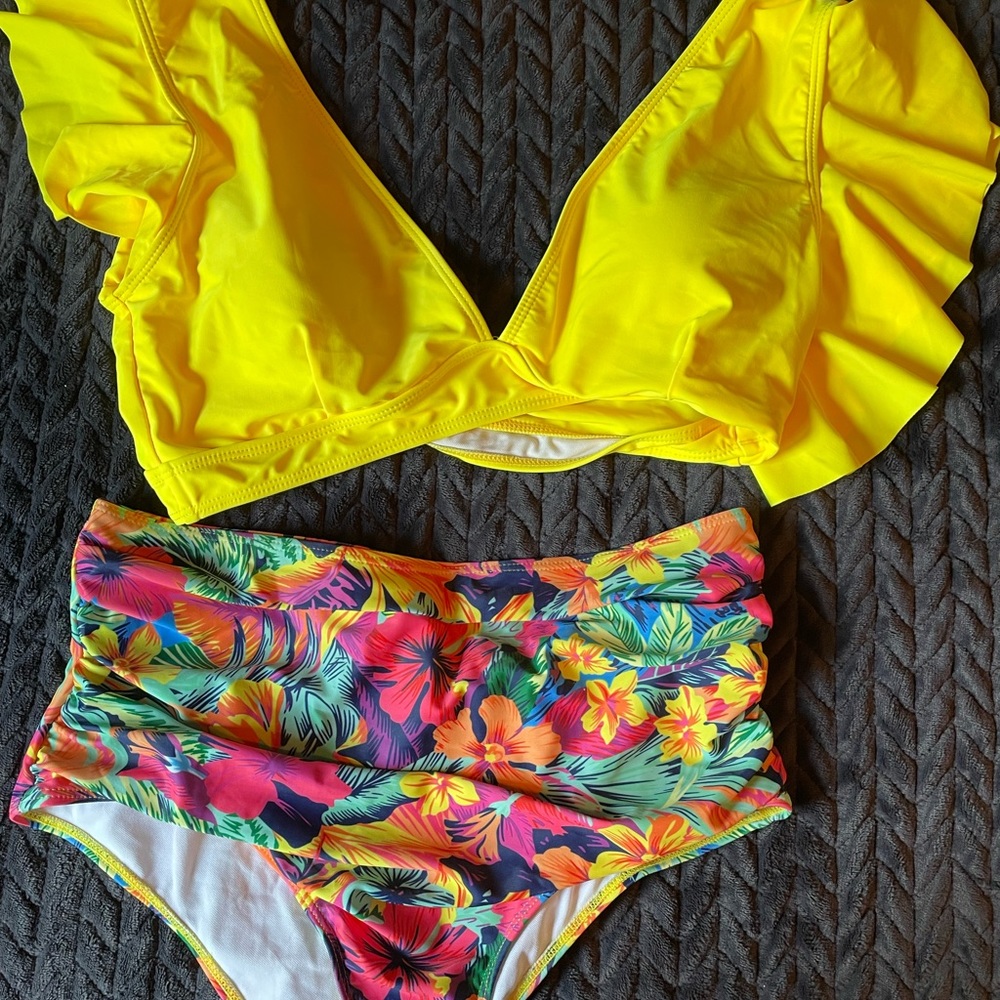 tropical 2-pc swim set